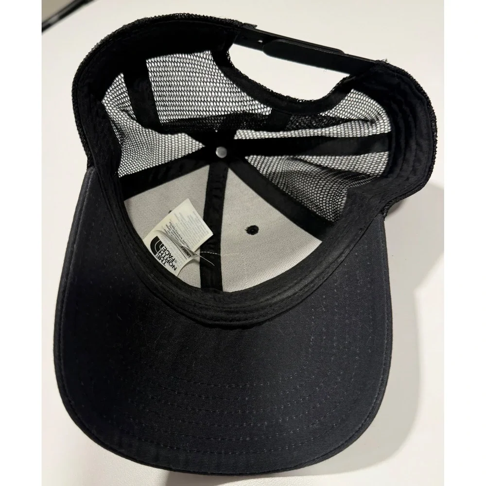 The North Face Mudder Trucker Hat Black Red Logo Patch Snapback Mesh Cap Unisex